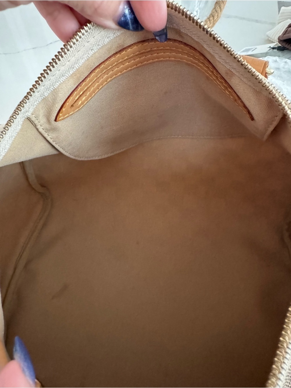 Louis Vuitton Damier Azur Speedy 30 - Picture 11 of 12